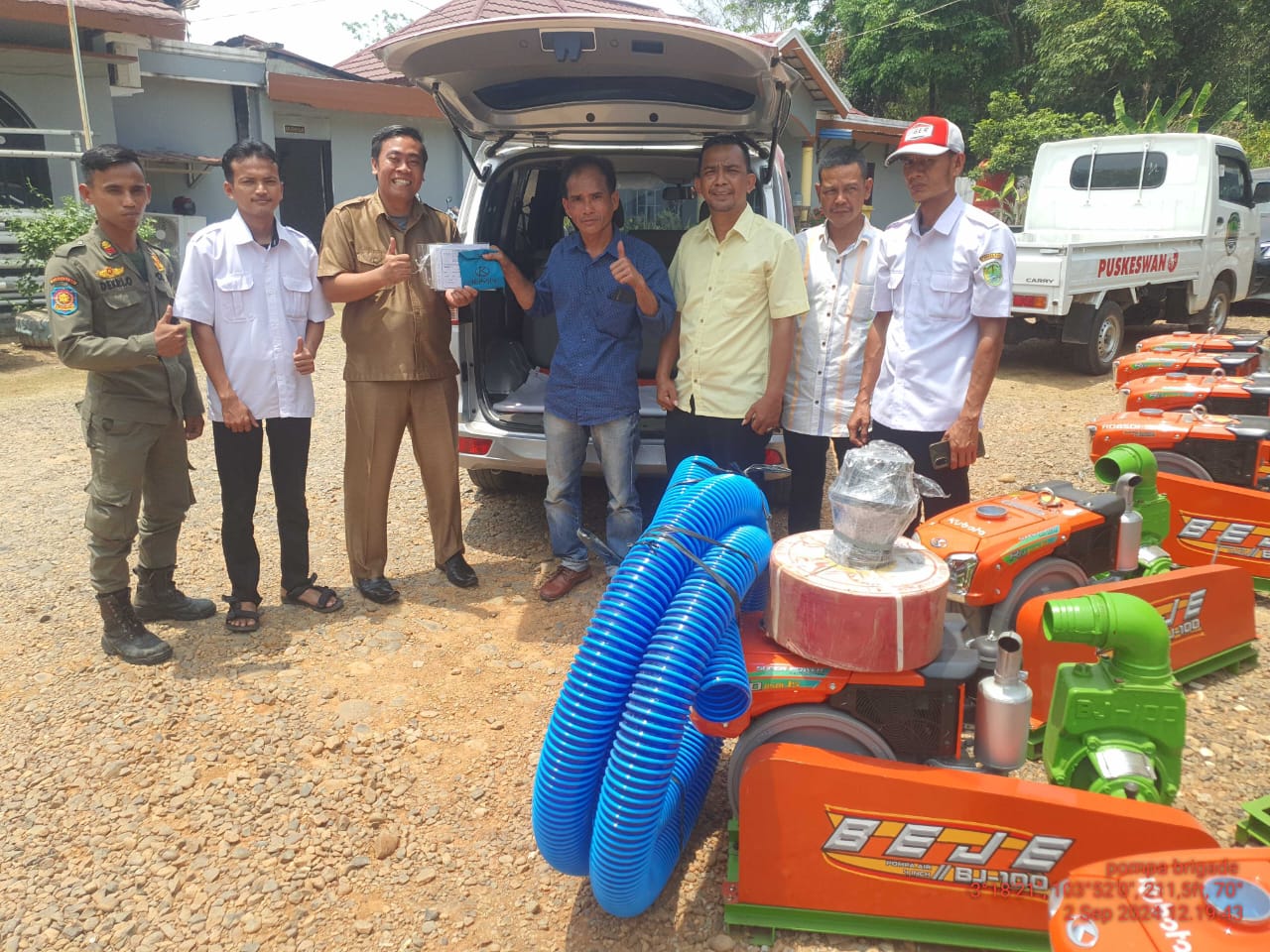 Petani Sawah Talang Padang Menerima Bantuan Satu Unit Pompa Air Dari Dinas Pertanian Kabupaten PALI