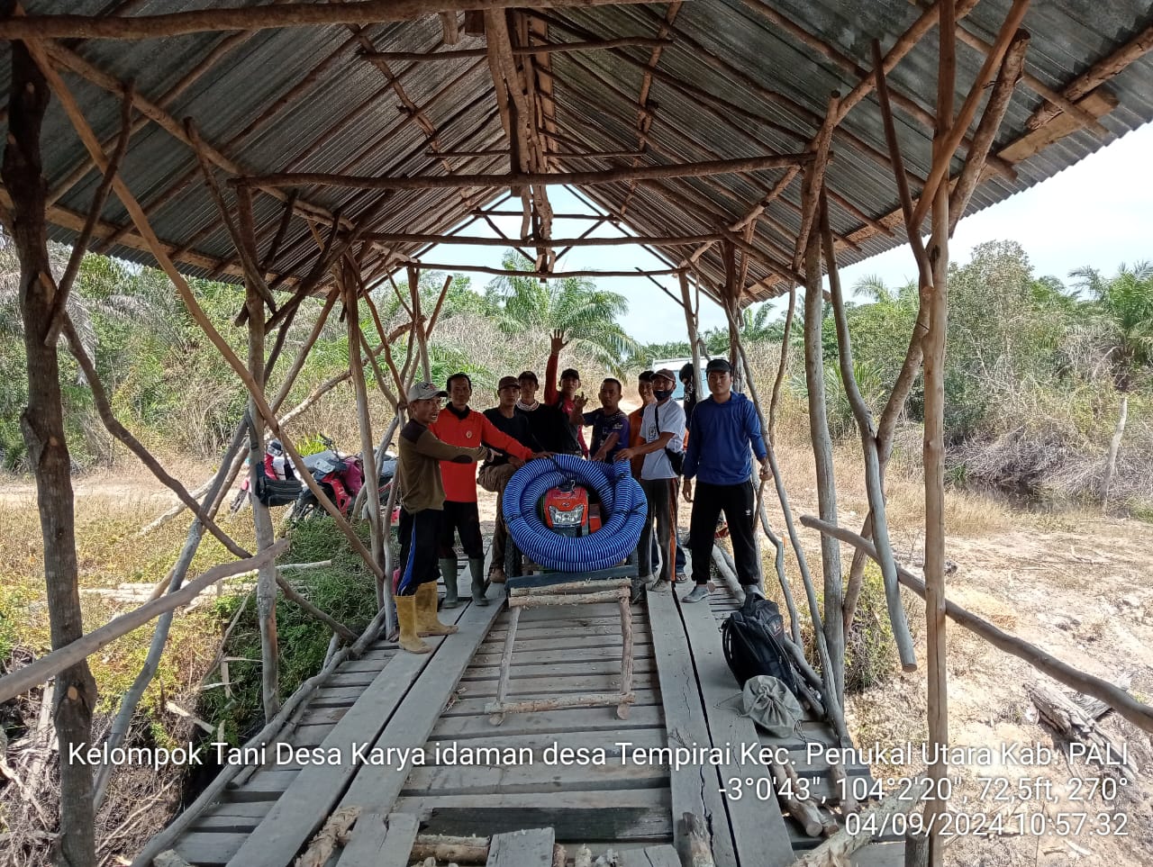 Petani Sawah Talang Padang Menerima Bantuan Satu Unit Pompa Air Dari Dinas Pertanian Kabupaten PALI