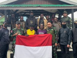 Simpatisan OPM di Intan Jaya Kembali ke Pangkuan NKRI, Baca Ikrar Setia di Hadapan Dansatgas Yonif 509 Kostrad