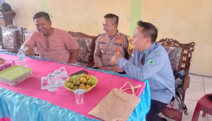 Kapolsek Penukal Utara Menggelar Kegiatan Jum’at Curhat di Desa Tempirai