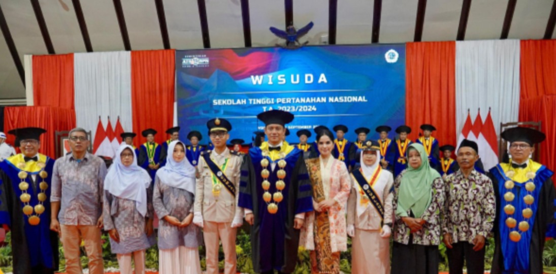 Apresiasi Wisudawan Terbaik STPN Tahun Akademik 2023/2024, Menteri AHY: Perlu Disiapkan Program Studi Banding untuk Menambah Wawasan*