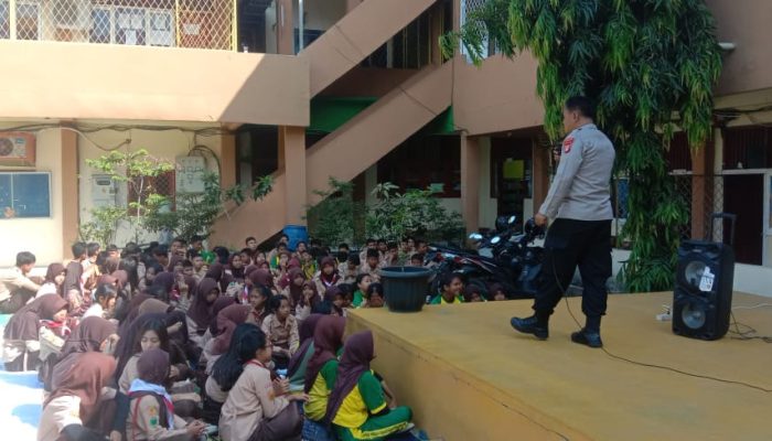 Antisipasi Bullying di Sekolah, Polsek Cibarusah Berikan Pembinaan dan Sosialisasi di SMP Abdi Negara