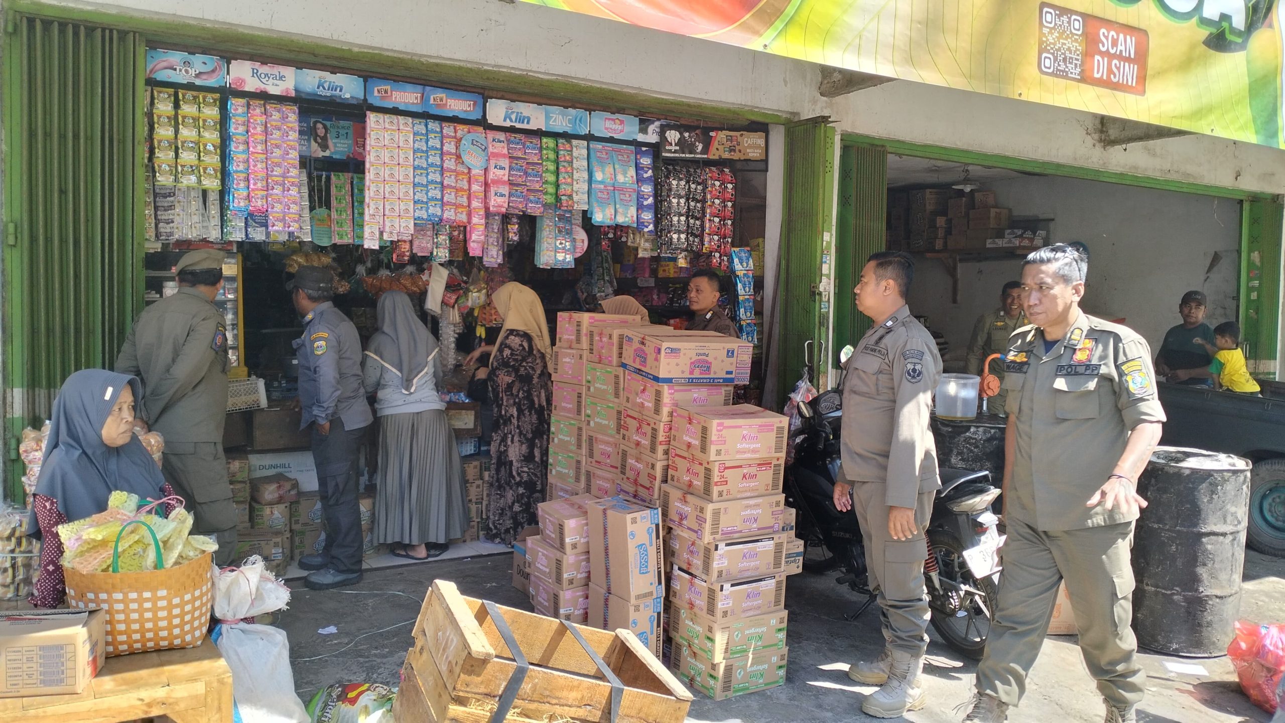 Giat Gabungan Sat Pol PP & Bea Cukai Jember Dalam Rangka Opgab Peredaran Rokok Ilegal Di Wilayah Kab. Bondowoso.