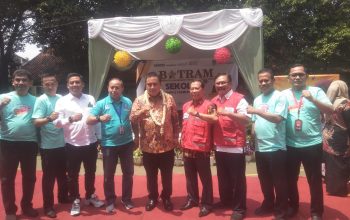 Sukseskan Botram kecamatan, Desa Dan Pemkab Bekasi launching Botram SMPN 2 Tambun Selatan