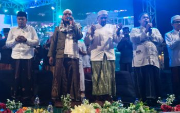 Aliansi Madura Indonesia Getarkan Serambi Ampel Dengan Sholawat 