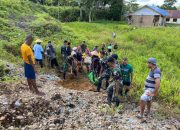 Demi Masa Depan Pendidikan, Yonif 501/BY dan Masyarakat Faankario Bersatu Bangun Sekolah