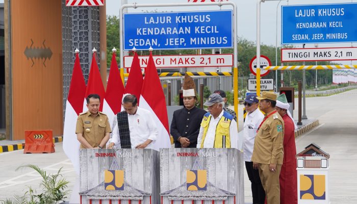 Presiden Jokowi Resmikan 3 Seksi Pada Ruas Tol di Sumatra Utara