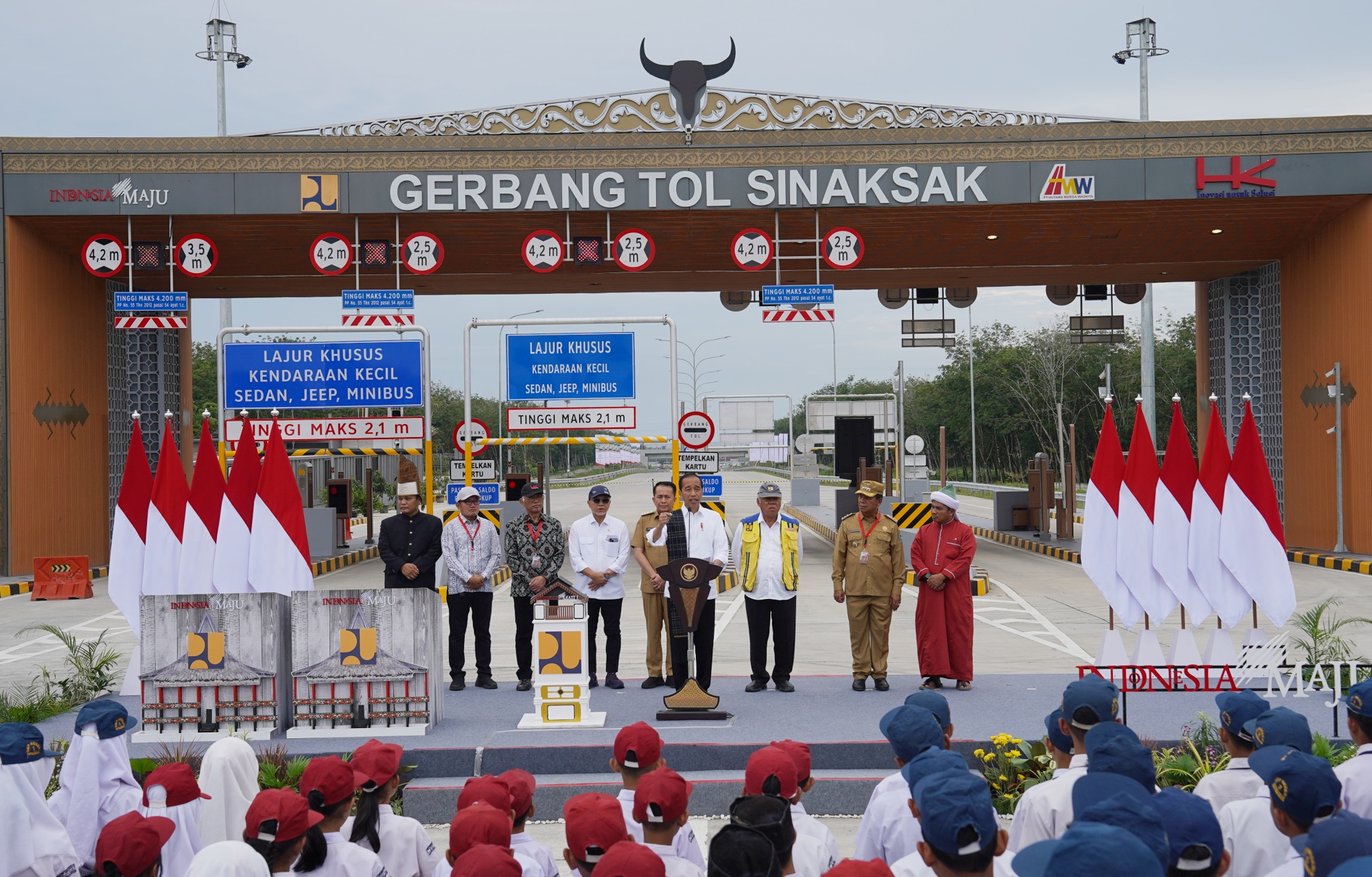 Presiden Jokowi Resmikan 3 Seksi Pada Ruas Tol di Sumatra Utara