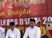 Kompak Berbaju Putih, Pasangan SAH Hadiri Zikir Akbar Pemilu Damai