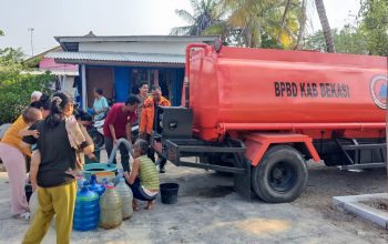 BPBD Kabupaten Bekasi Distribusikan 246.000 Liter Air Bersih untuk 29 Desa Terdampak Kekeringan