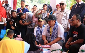 Berikan Layanan Mudah dan Berkualitas, Pj Bupati Bekasi Buka Acara Botram di Cikarang Utara