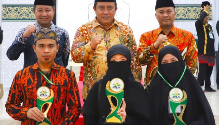 8 Peserta Asal Kabupaten Bekasi Raih Prestasi di MTQ Nasional, Pj Bupati Dedy Supriyadi Sampaikan Apresiasi