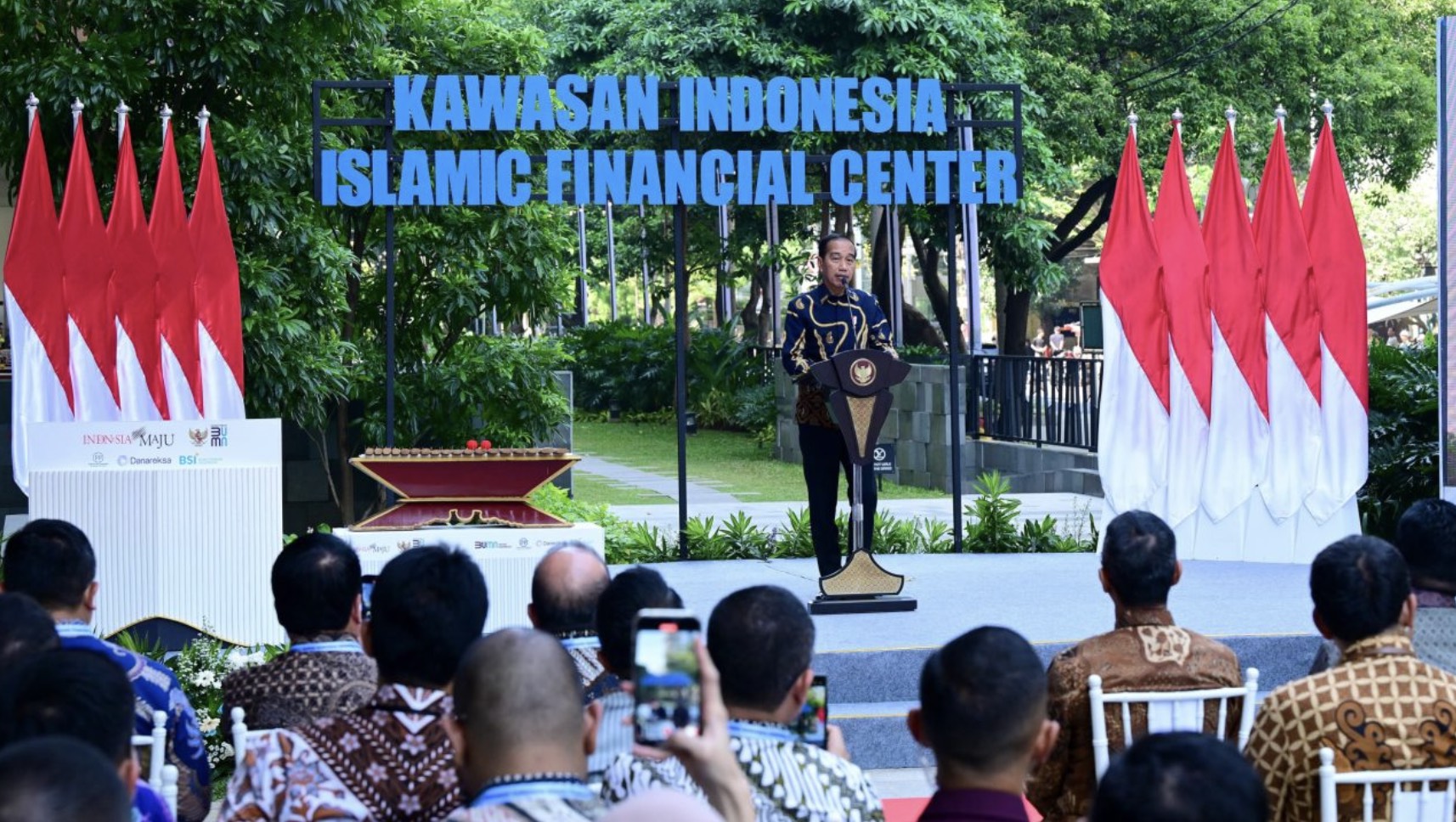 Presiden Resmikan Kawasan Indonesia Islamic Financial Center di Jakarta