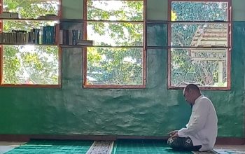 Meninggalkan Shalat Jumat tanpa Alasan Syar’i, Apa Hukumnya?