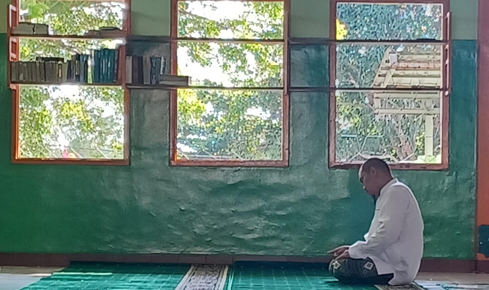 Meninggalkan Shalat Jumat tanpa Alasan Syar’i, Apa Hukumnya?