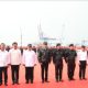 Bersama Presiden RI, Menteri AHY Peroleh Brevet Kehormatan Hiu Kencana dari TNI AL