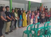 Pj.Kades Mrawan Kusmiati S.P M.M Melakukan Pelepasan Peserta Capacity Building PPKS Kerjasama DINSOS dan Yayasan HIM