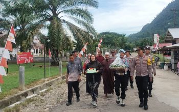 Peringati HUT TNI Ke-79, Kapolsek Simpang Jernih Beri Kejutan ke Koramil 10/SPJ