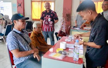 Hadir Ditengah Masyarakat, Kemensos Salurkan Bantuan Alat Bantu Dengar di Banyumas Purwokerto