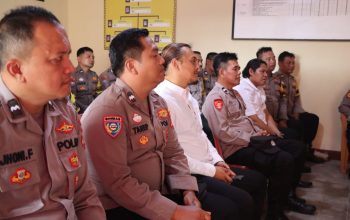 Kapolres Tanggamus AKBP Rivanda Kunjungi Polsek Talang Padang