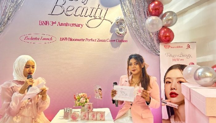 Barenbliss Rayakan 3 Tahun hadir di Indonesia dengan Trilogy of Beauty dan Peluncuran Bloomatte Perfect Zoom Cover Cushion di Toko Envio Surabaya