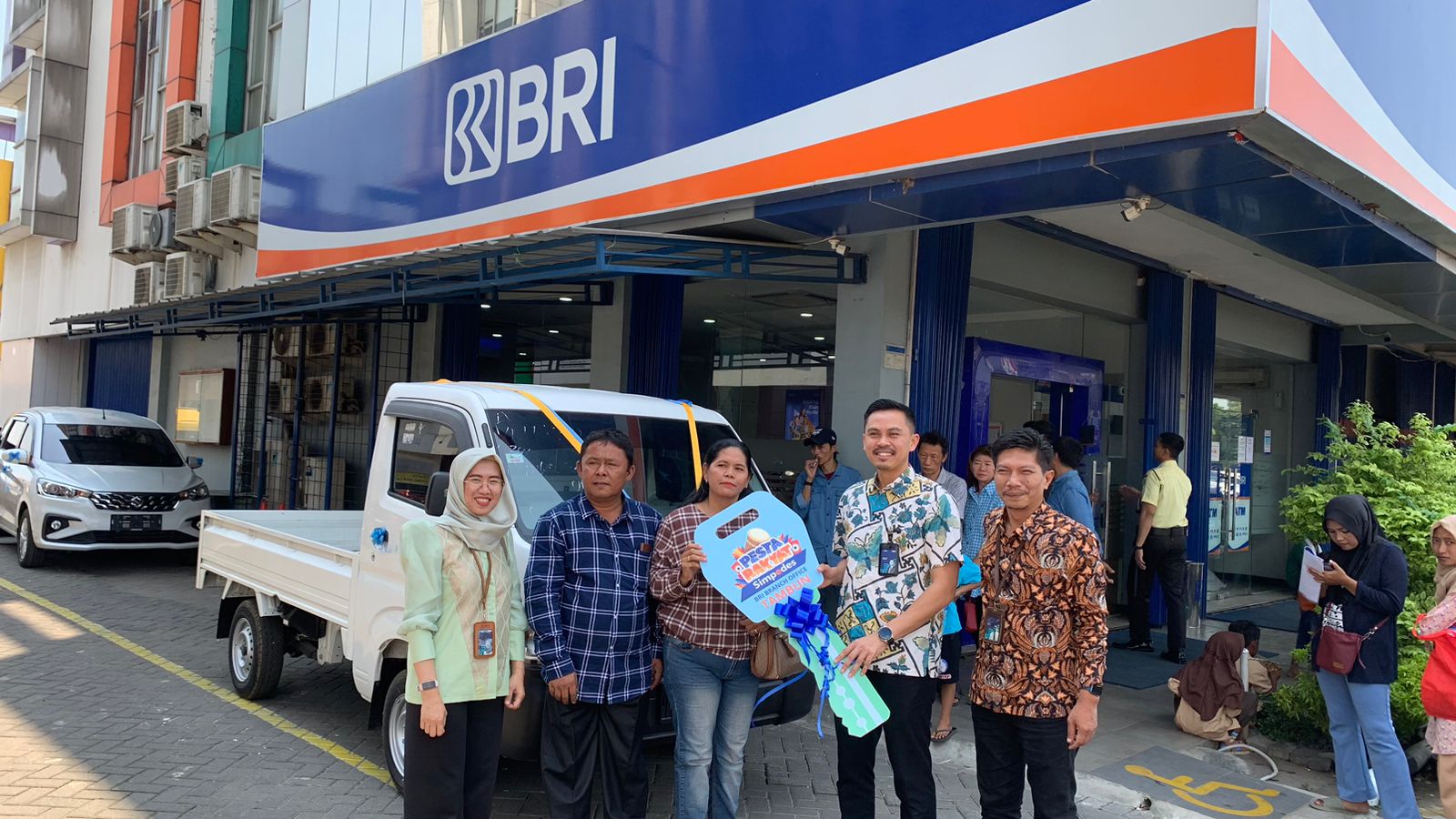 Apresiasi kepada Nasabah, BRI Tambun Panen Hadiah Mobil, Motor, TV dan Hadiah Menarik