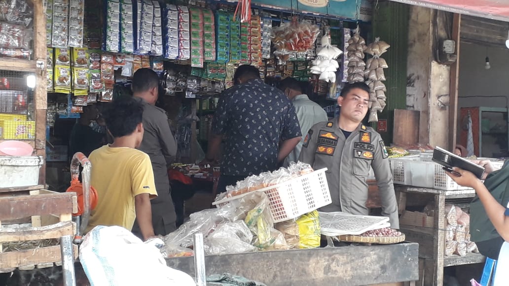 Giat Gabungan Sat Pol PP & Bea Cukai Jember Dalam Rangka Opgab Peredaran Rokok Ilegal Di Wilayah Kab. Bondowoso.