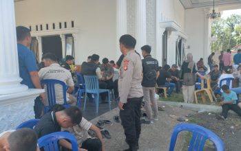 Polsek Penukal Utara Kawal Kampanye Tatap Muka Paslon Bupati dan Wakil Bupati Kabupaten PALI Nomor Urut 4, H. Asri AG, SH, M.Si Bersama Irwan, ST