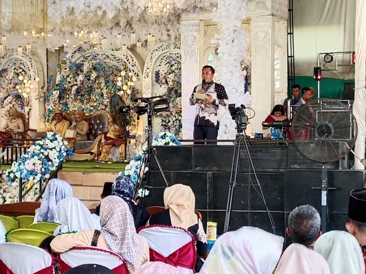 Calon Bupati PALI Devi Harianto SH,MH,  Hadiri Tasyakuran Khitanan (Gibran) Putra Kedua Kepala Desa Karang  Agung Abab