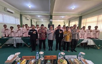 Divisi Humas Polri Gelar Sosialisasi Bahaya Radikalisme di Ponpes Bumi Sholawat Sidoarjo*