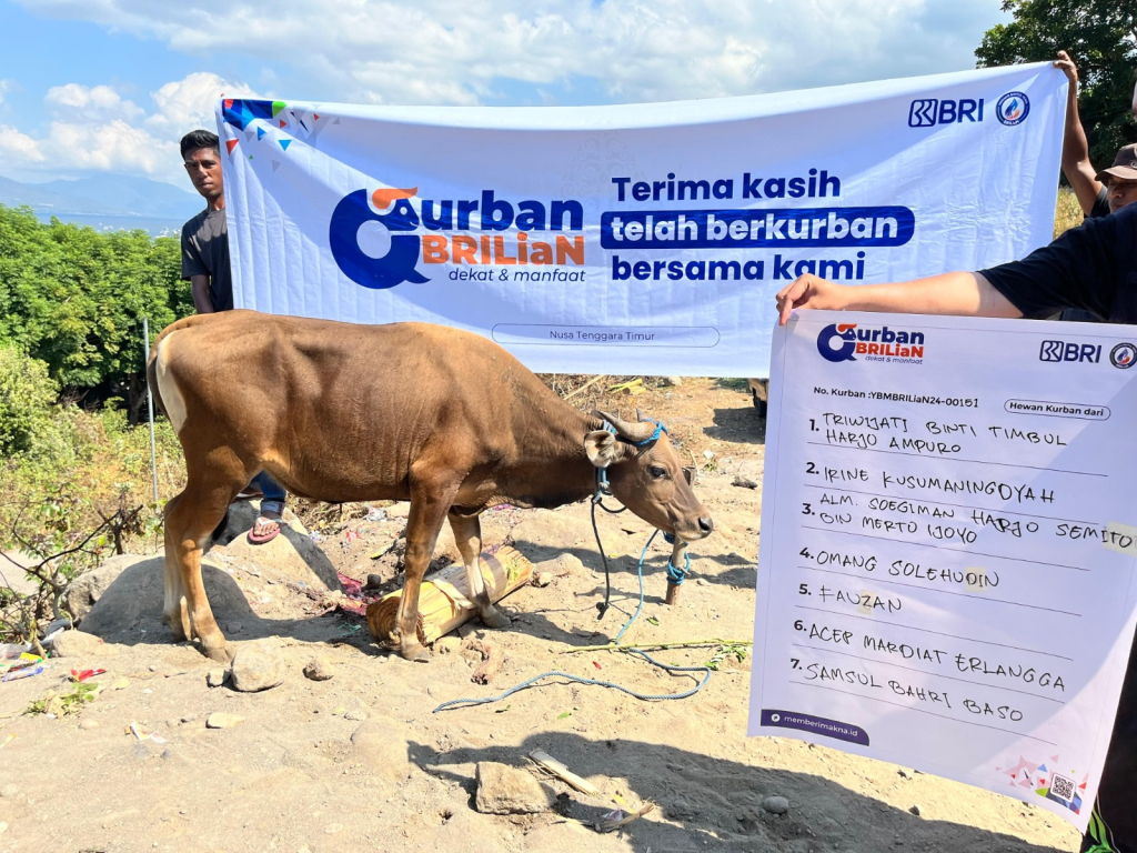 BRI Cikarang Tingkatkan Empati Sosial Melalui Penyembelihan Hewan Qurban