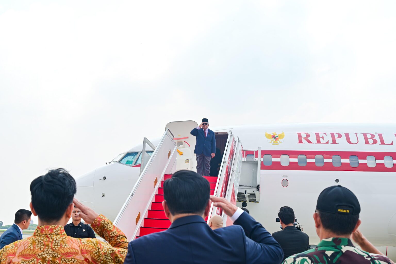 Presiden Prabowo Memulai Kunker Luar Negeri Perdananya, Fokus Diplomasi Ekonomi dan Geopolitik