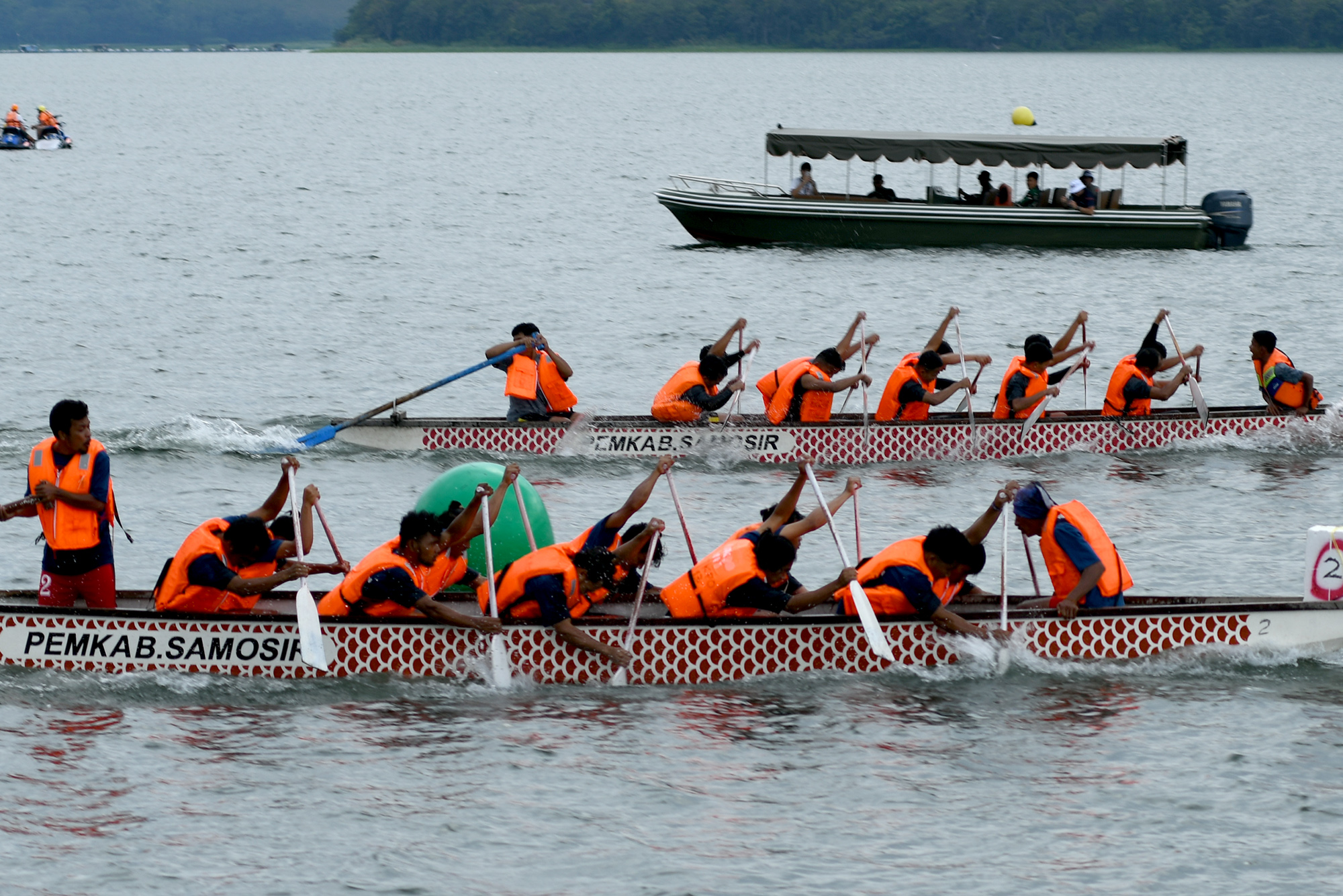 Lomba Solu Bolon Turut Meriahkan Aquabike 2024 di Danau Toba Berhasil Pukau Para Rider dan Wisatawan