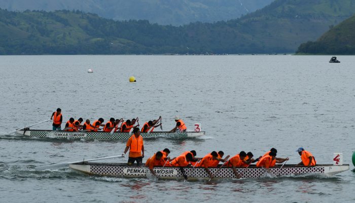 Lomba Solu Bolon Turut Meriahkan Aquabike 2024 di Danau Toba Berhasil Pukau Para Rider dan Wisatawan