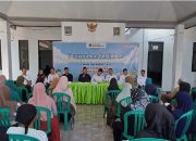 Badan Pertanahan Nasional (BPN) Kabupaten Bondowoso menggelar kegiatan penyerahan sertipikat hasil Program Pendaftaran Tanah Sistematis Lengkap (PTSL) 2024 di Desa Sumbersalam, Kecamatan Tenggarang pada Rabu (23/10).