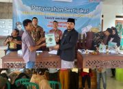 Bondowoso, 24 Oktober 2024 – Badan Pertanahan Nasional (BPN) Kabupaten Bondowoso melakukan penyerahan sertipikat hasil Program Pendaftaran Tanah Sistematis Lengkap (PTSL) 2024 di Desa Banyuputih, Kecamatan Wringin pada Kamis (24/10).