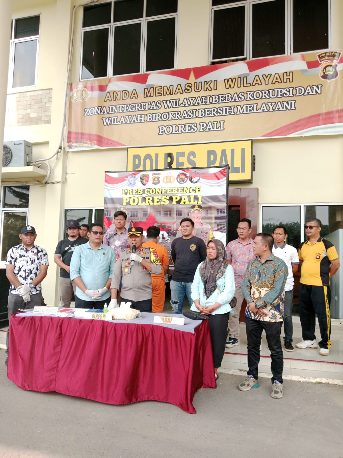 POLRES PALI GELAR PRESS RELEASE KASUS PENIPUAN OLEH OKNUM LSM