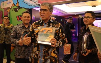 Pemkot Cimahi Raih 2 Penghargaan Satu Data Jabar Awards tahun 2024