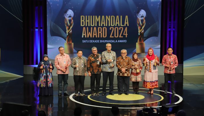 Pemkot Cimahi raih Penghargaan Bhumandala Awards tahun 2024