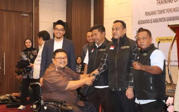 Ketum PPDI, Apresiasi Bawaslu Kabupaten Karawang atas Pelantikan Satgas Pengawas Pilkada dari Kalangan Disabilitas