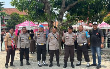 Polsek Cibarusah Monitoring dan Pengamanan di Perlombaan Zona Gembira Pramuka XIII