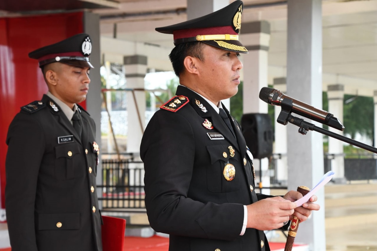 Kapolres Aceh Timur, AKBP Nova Suryandaru, S.I.K. Pimpin Upacara Hari Pahlawan