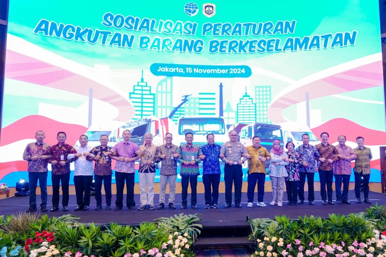 Sosialisasi Peraturan Angkutan Barang Berkeselamatan: Upaya Keselamatan Transportasi Darat di Indonesia