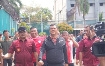 Membatik Bersama Warga Binaan, Wakil Menteri Imipas Tinjau Pembinaan di Lapas Cipinang