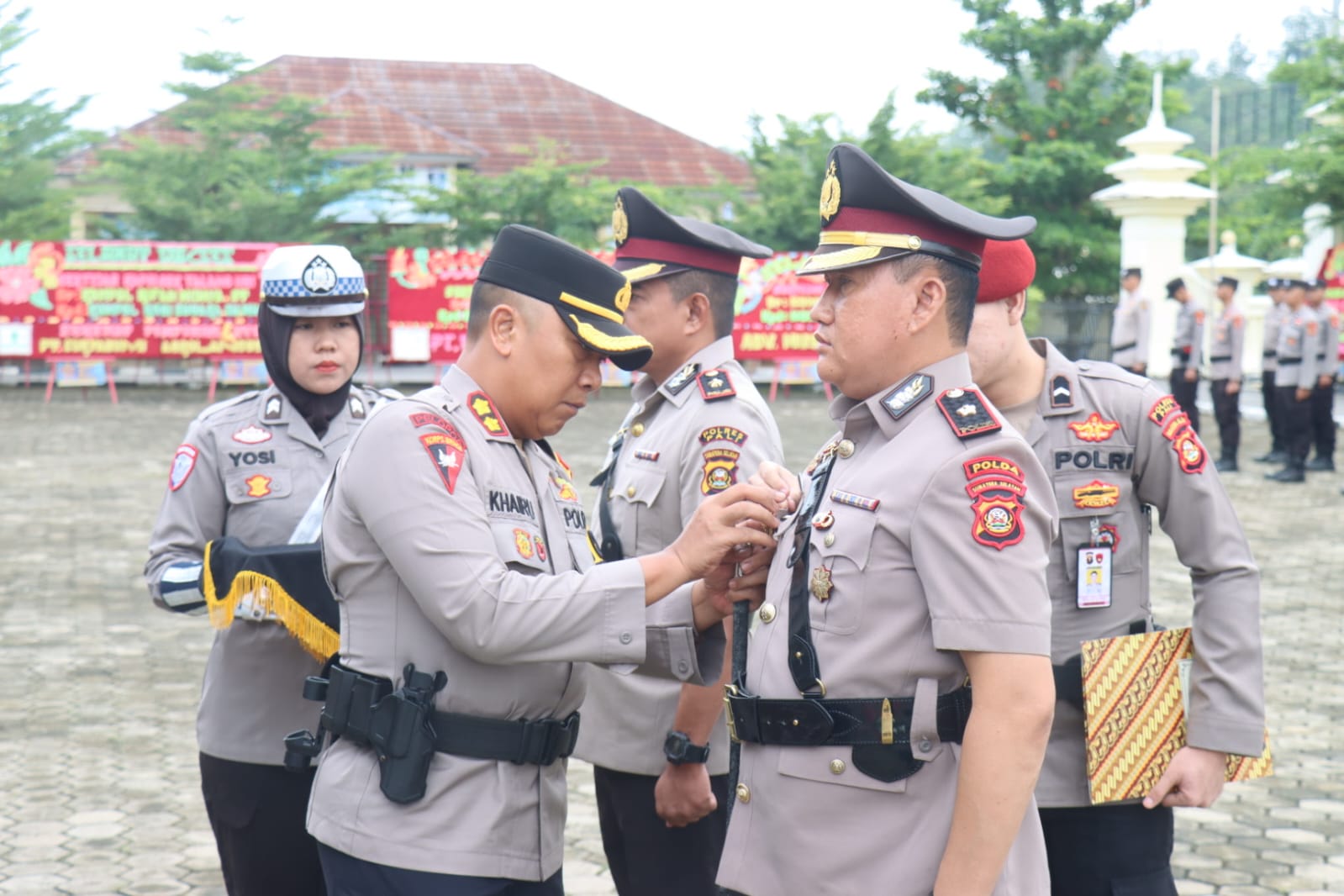 Upacara Serah Terima Jabatan Kapolsek Talang Ubi, dari KOMPOL Rifan Wijaya ST, kepada KOMPOL Robi Sugara S.H.,M.H.,M.Si, Yang Berlangsung di Lapangan Mapolres PALI