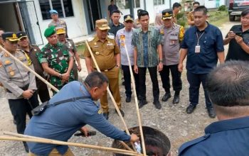 Pj. Bupati Lampung Utara Drs.H.Aswarodi.M.Si dan Forkopimda menghadiri dan menyaksikan Pemusnahan Surat Suara Rusak