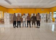 PA Asistensi Polres Metro Bekasi dan Polsek Serang Baru Lakukan Pengecekan Kotak Suara PA Asistensi Polres Metro Bekasi dan Polsek Serang Baru Lakukan Pengecekan Kotak Suara