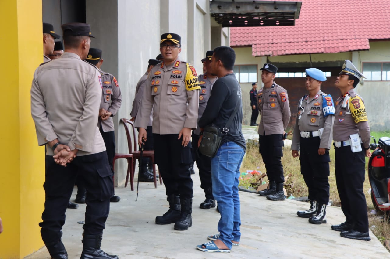 Kapolres Aceh Timur Pantau Langsung Rekapitulasi Pemungutan Suara Pilkada Tingkat Kecamatan