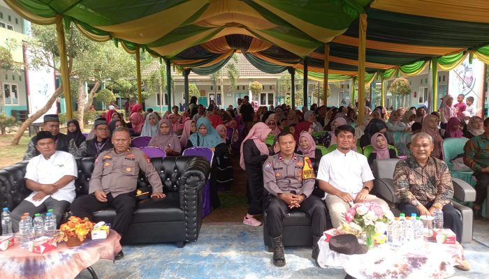 Police Goes to School Polsek Serang Baru di Yayasan Pendidikan Mutiara Islami Plus