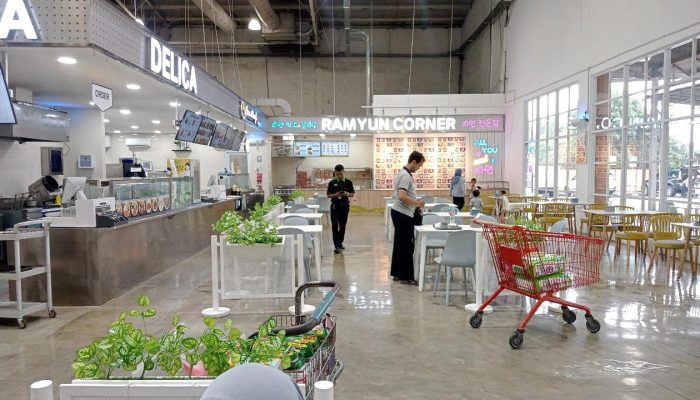 Lotte Mart Luncurkan Kafe Nyaman: Tempat Makan Terjangkau untuk Semua